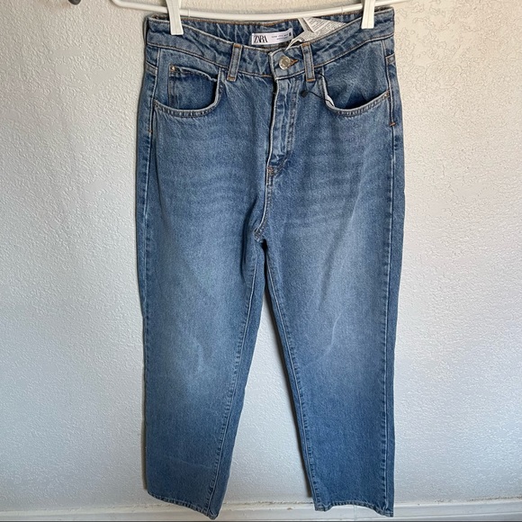 Zara NWT super high rise straight leg jeans - Picture 3 of 11